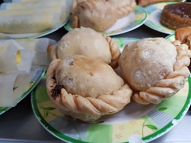 Filipino food snack empanada 