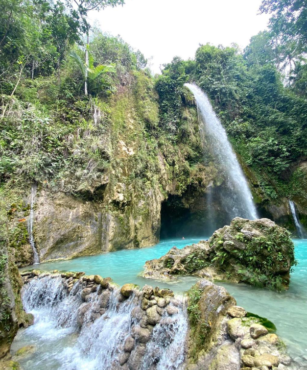Cebu tourist spots kawasan falls