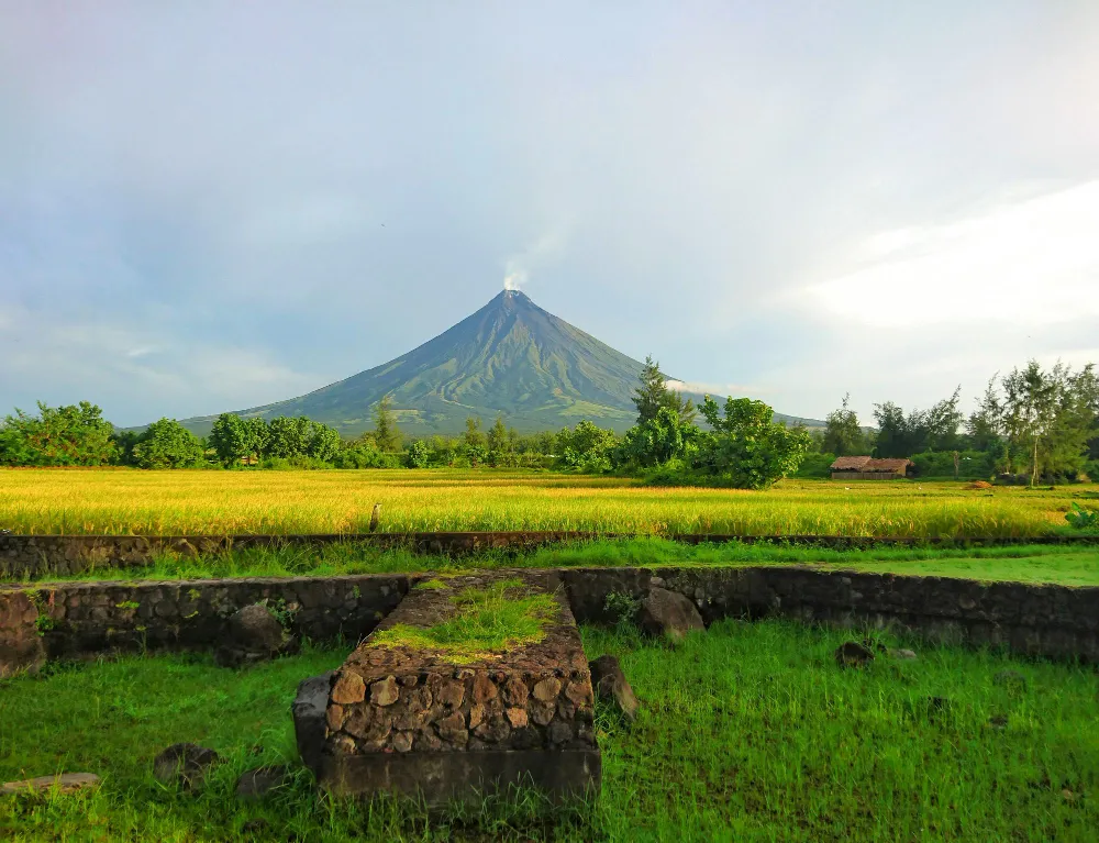 mayon volcano