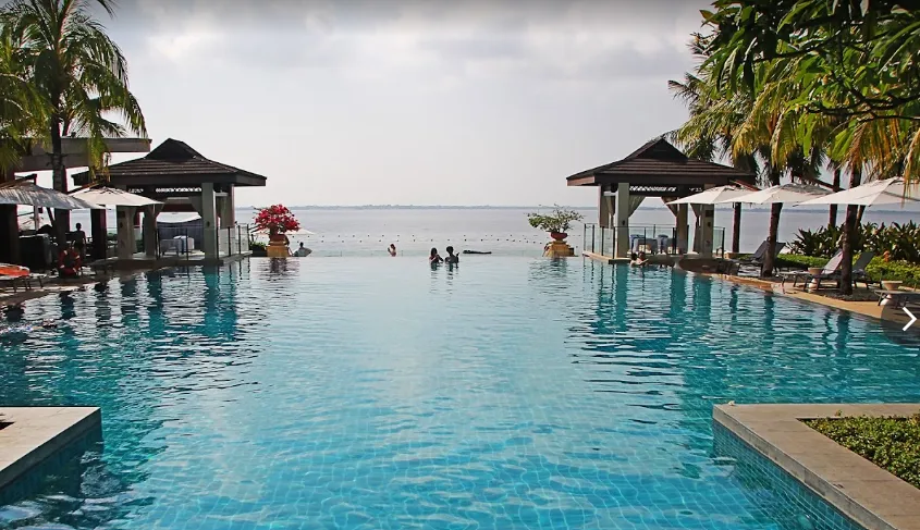 Crimson Resort & Spa Mactan Best Hotel in Cebu 