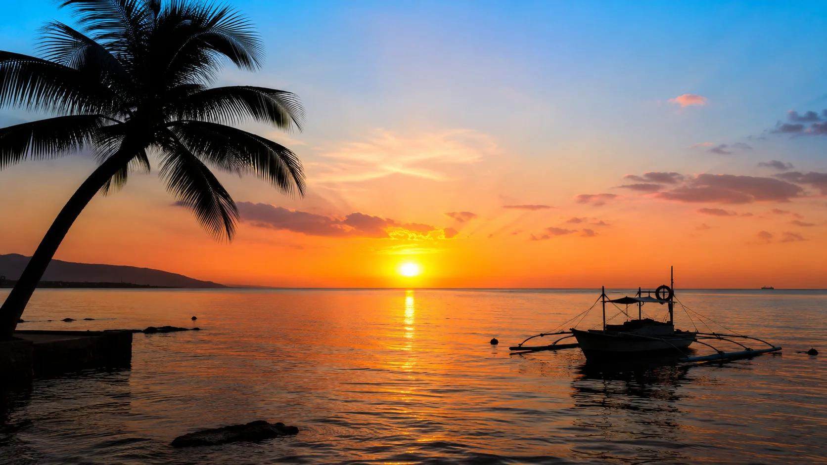 Sunrise over Cebu City illustrating consistent daylight hours near the equator