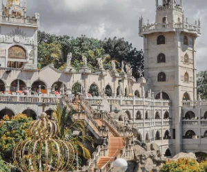 Cebu City private day tour with Simala Shrine, Magellan's Cross, and Temple of Leah on Klook
