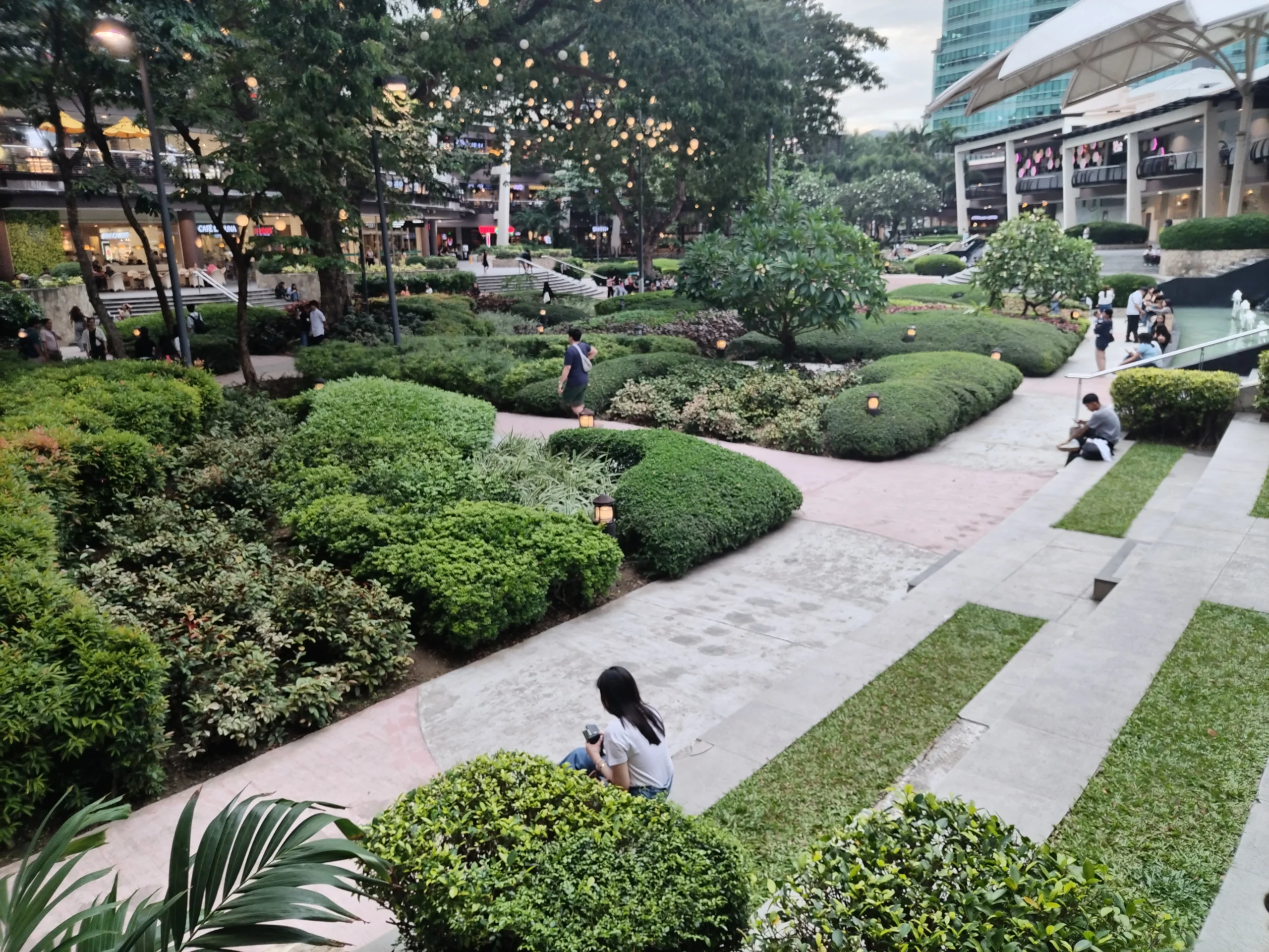 Biggest Malls in the Philippines (2026): Top 10 by Size + New Malls 15 The Terraces open-air dining area at Ayala Center Cebu